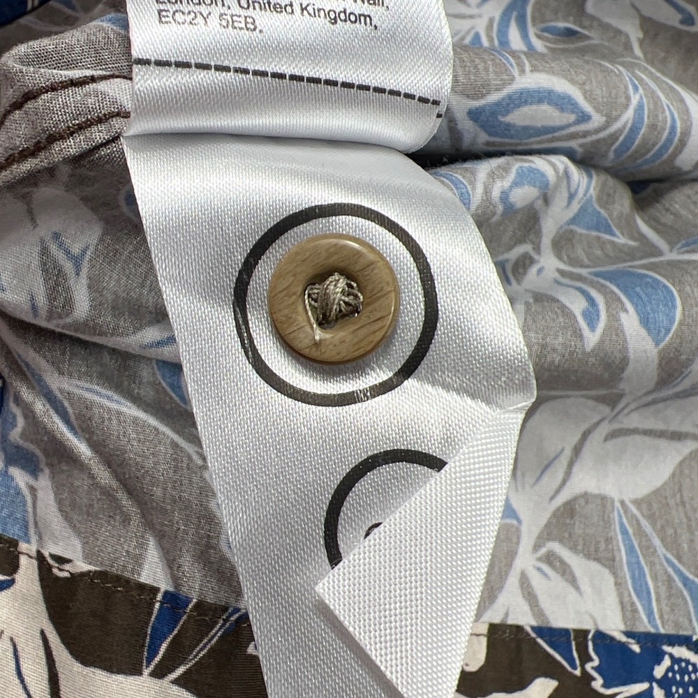 UNTUCKit Aramon Hawaiian Style Button Up Shirt Medium Brown Blue Tropical Summer - Picture 8 of 10